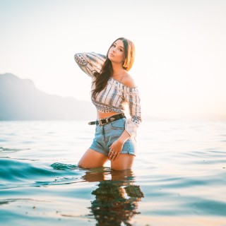 image thumbnail number 3